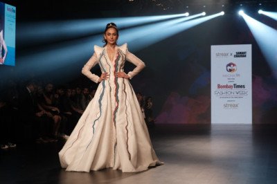 Streax Professional Crowns India's Hair Style Icon 2023 and Debuts 'Spectrum' Collection Redefining Beauty