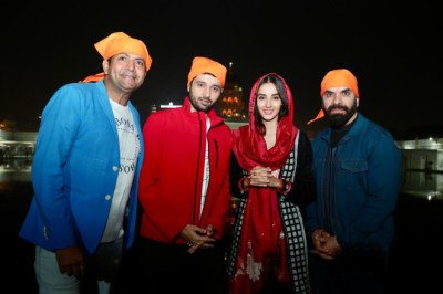 Simrat Kaur, Utkarsh Sharma, and Co-Producer Rohit Choudhary Seek Blessings Ahead of Vanvaas Release