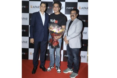 After thunderous response Sonu Sood attends Special Redcarpet Screening organized by Apar Industries In Mumbai