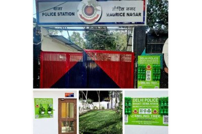 Smiling Tree Turns Maurice Nagar Police Station Green with Vertical Gardens and Blooming Flowers