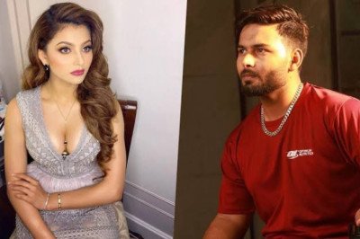 Viral: Urvashi Rautela's Pre-Birthday Cake Fuels 'RP' Romance Buzz